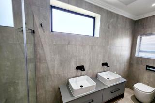 3 Bedroom Property for Sale in Tergniet Western Cape